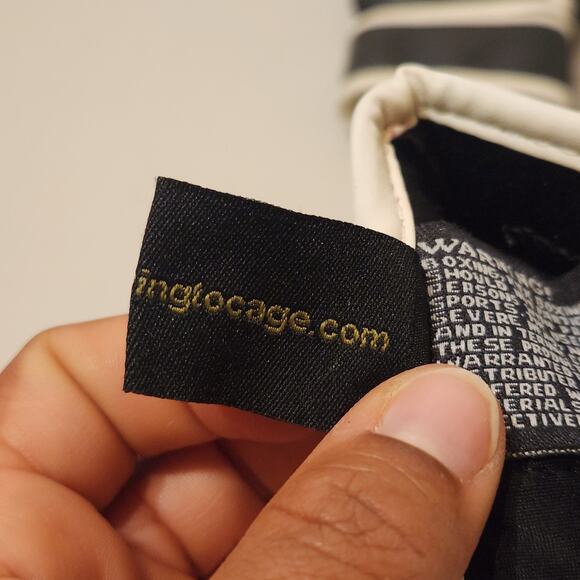 Lot Of 2 Youth Sz Large Black Universal Training Gloves MMA Grappling Striking - Picture 4 of 8